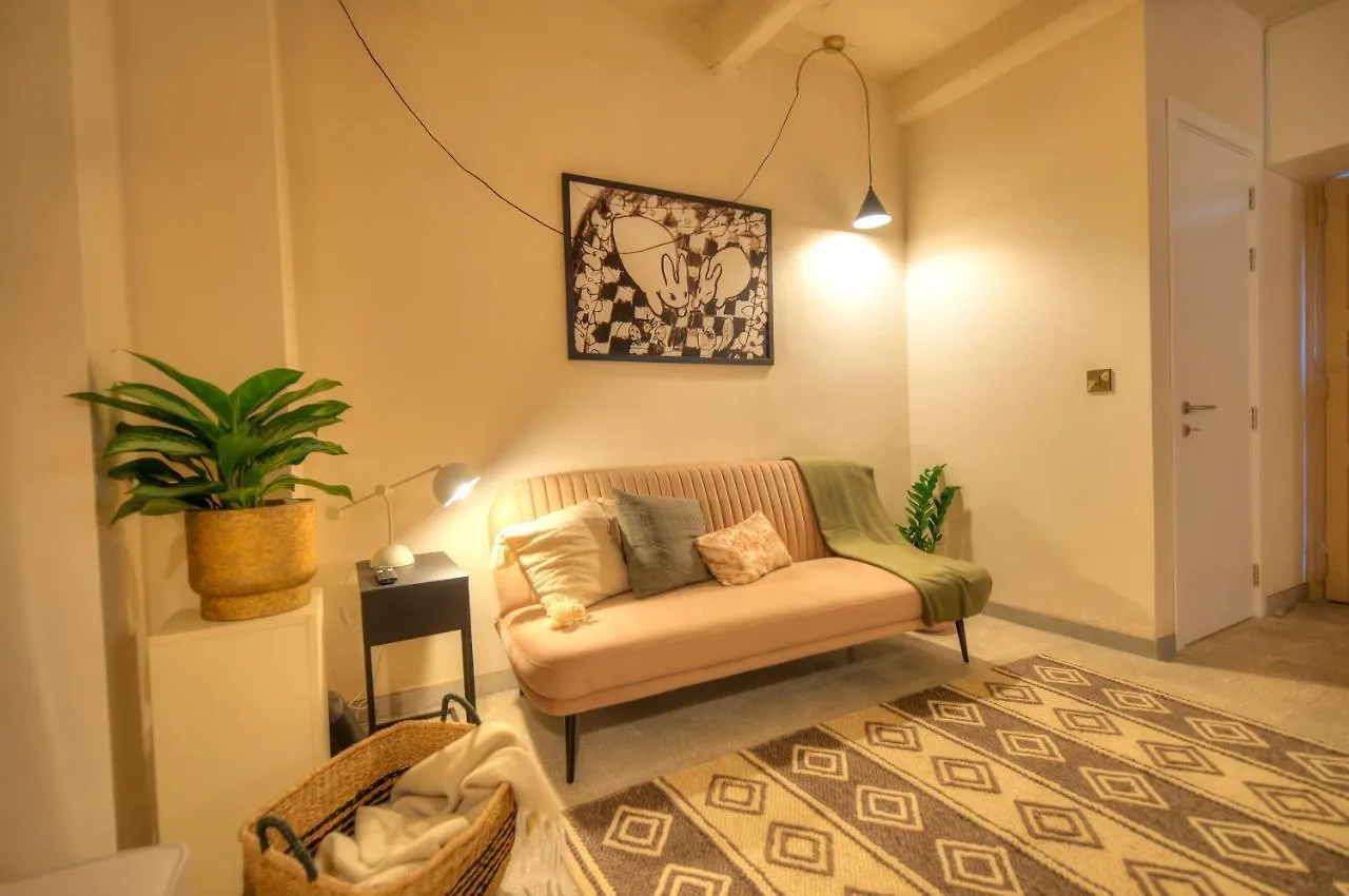 Chic Duplex Maisonette In Valletta Centre-Ddem1-4 contacts